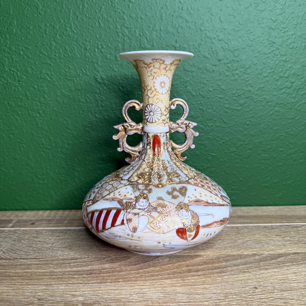 Vintage Japanese Satsuma Vase Hand Painted Double Handle Vase Geisha Decor